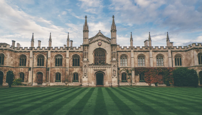 Top 10 Universities in the UK