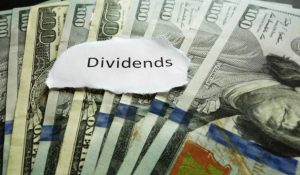 where to invest money to get monthly income in the uk - dividends stock