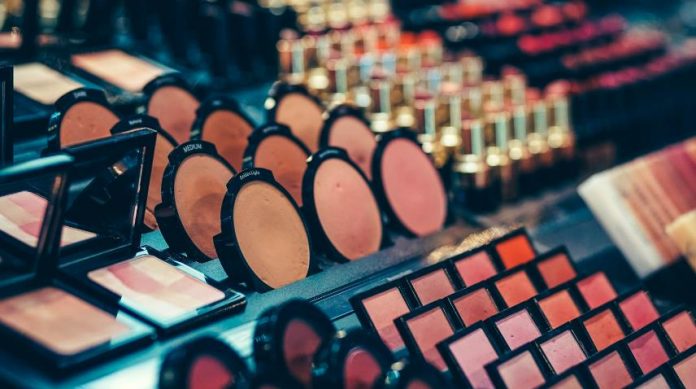 Best Practices to Start a Successful Online Cosmetics Business