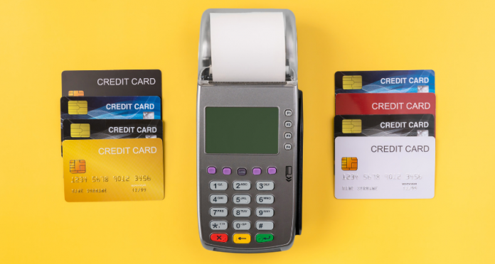 What is the Difference Between Card Machines and Card Readers
